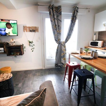 Ferienwohnung Carcassonne Centre Avec Balcon Et Parking Exterior foto