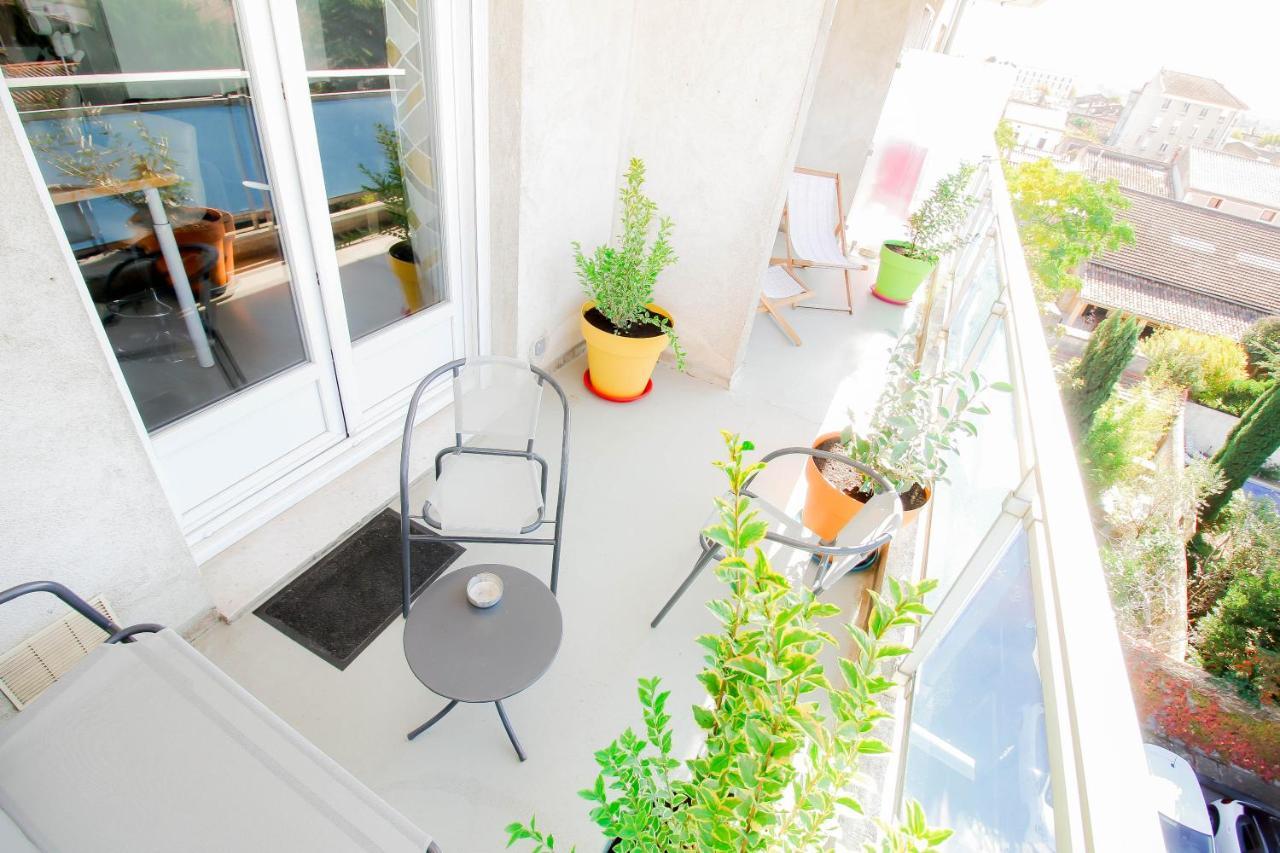 Ferienwohnung Carcassonne Centre Avec Balcon Et Parking Exterior foto