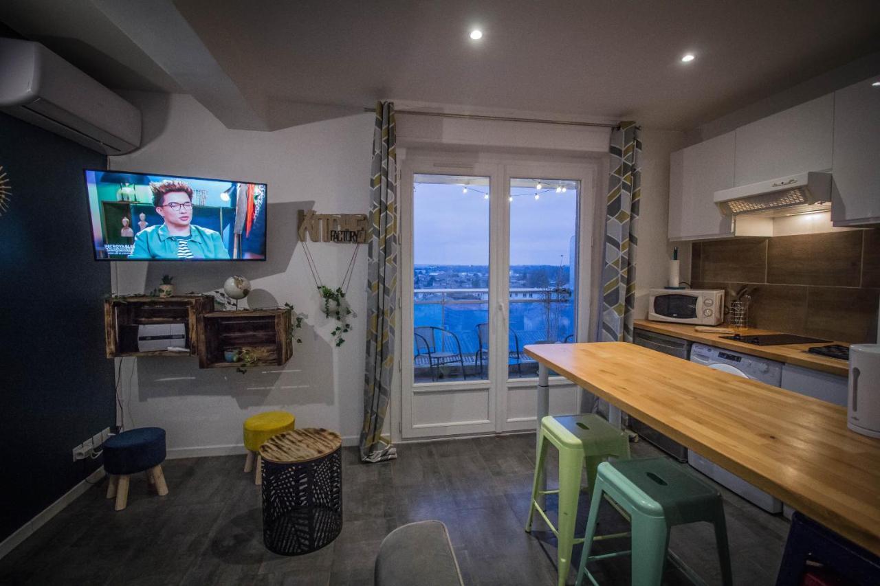 Ferienwohnung Carcassonne Centre Avec Balcon Et Parking Exterior foto