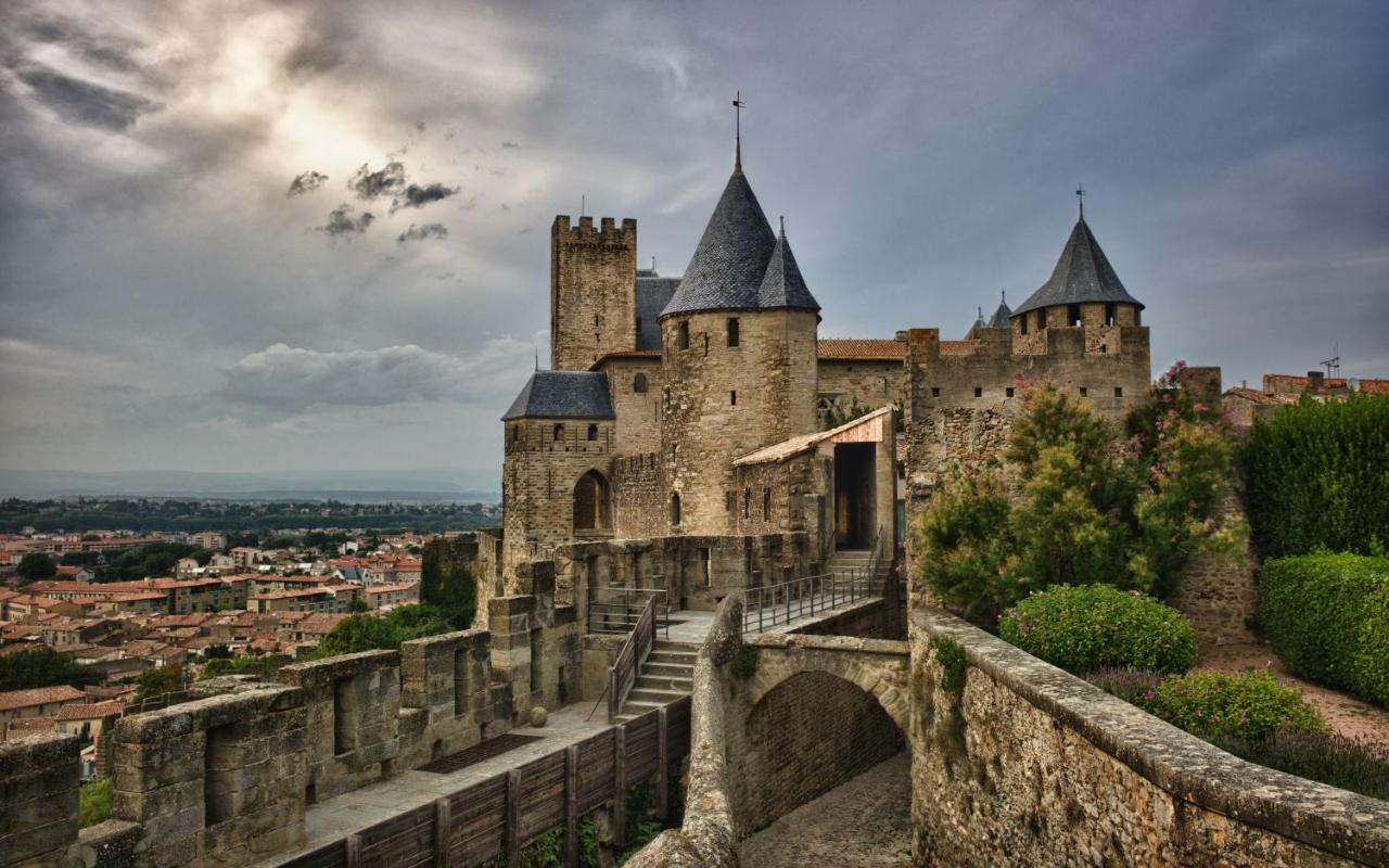 Ferienwohnung Carcassonne Centre Avec Balcon Et Parking Exterior foto